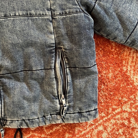 American Eagle Quilted Denim Jacket - Picture 4 of 6